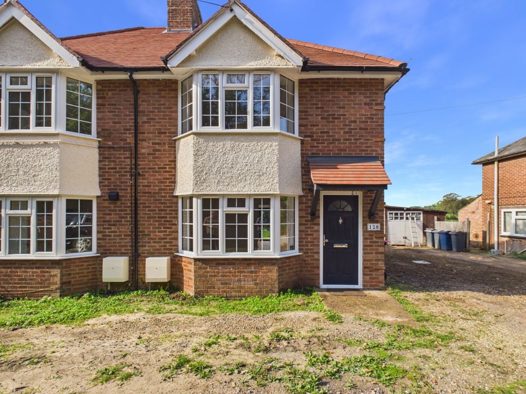 Property photo 2 of 12 Picture No. 11