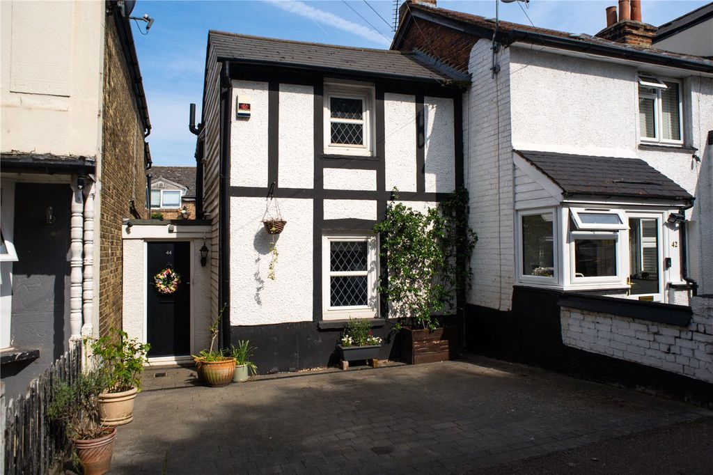 Property photo 2 of 23 Picture No. 42