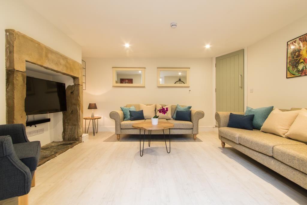 Property photo 1 of 14 Photo 0