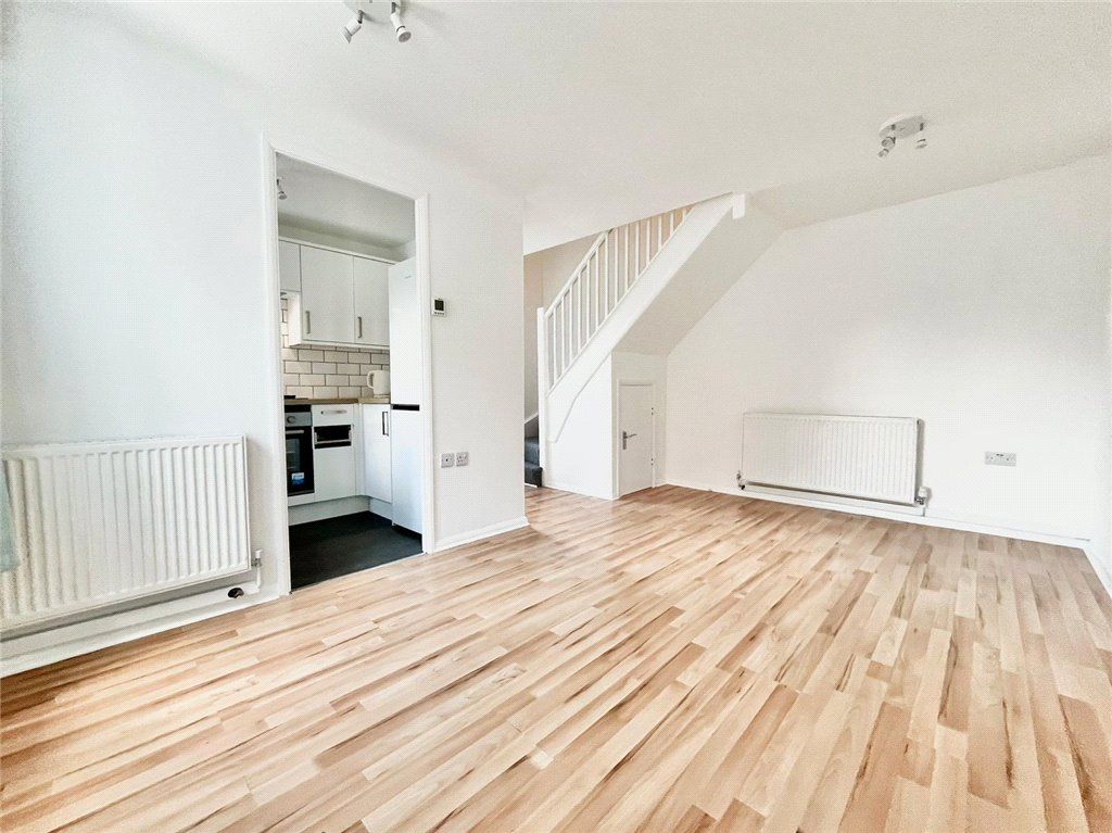 Property photo 2 of 8 Reception Room