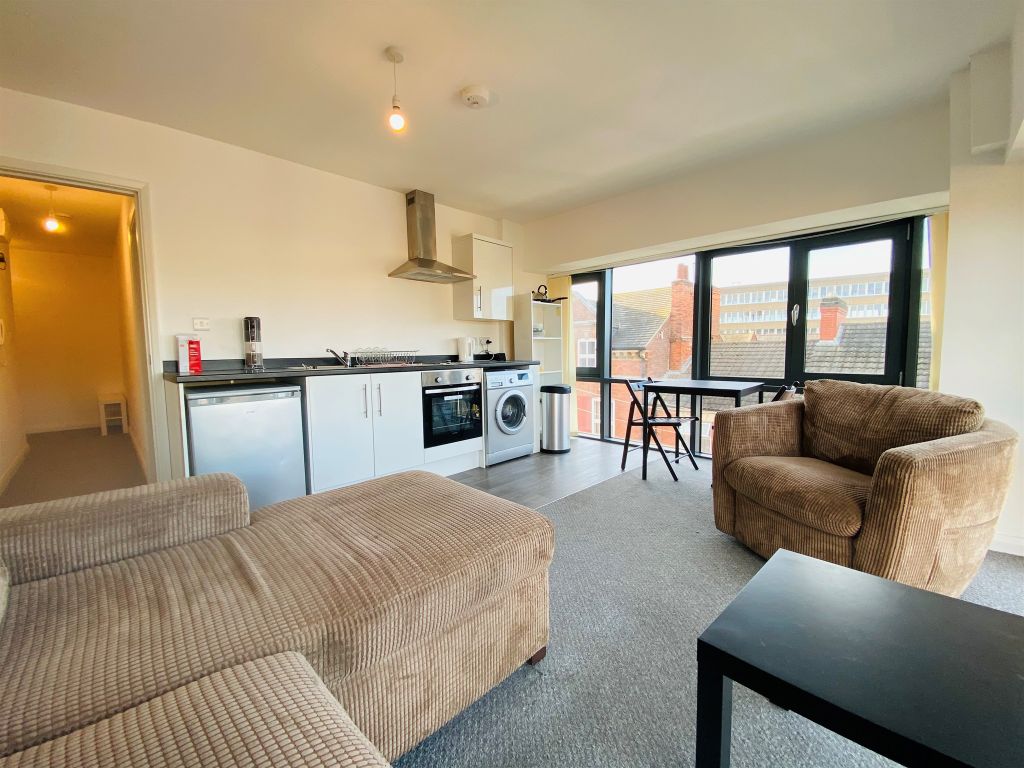 Property photo 2 of 6