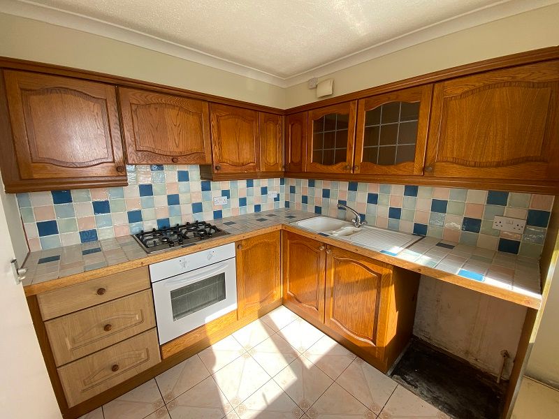 Property photo 2 of 4 Kitchen