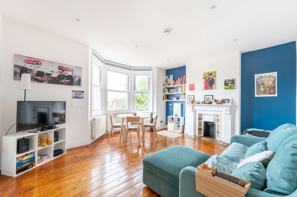 Property photo 1 of 10