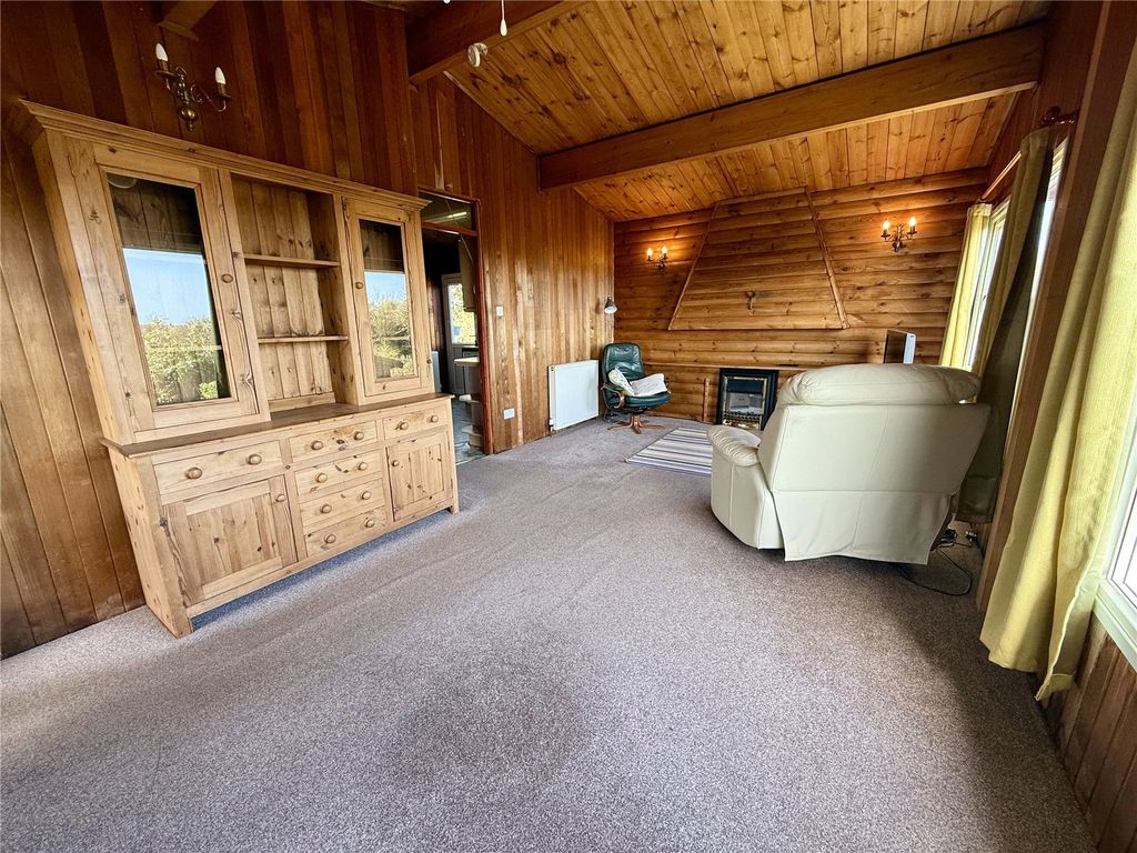 Property photo 3 of 14 Picture No. 13