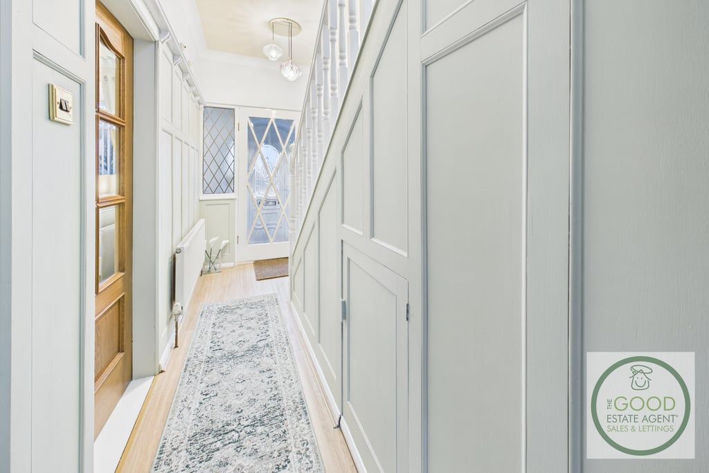 Property photo 3 of 20