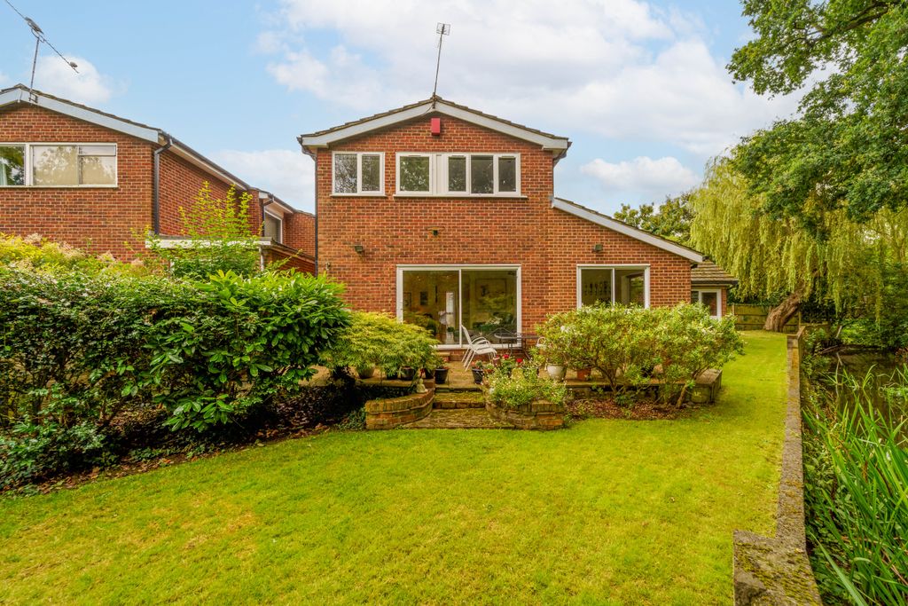 Property photo 3 of 19