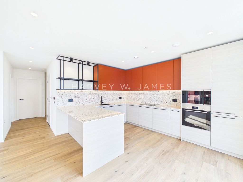 1 Lily Way, London E14 photo 5