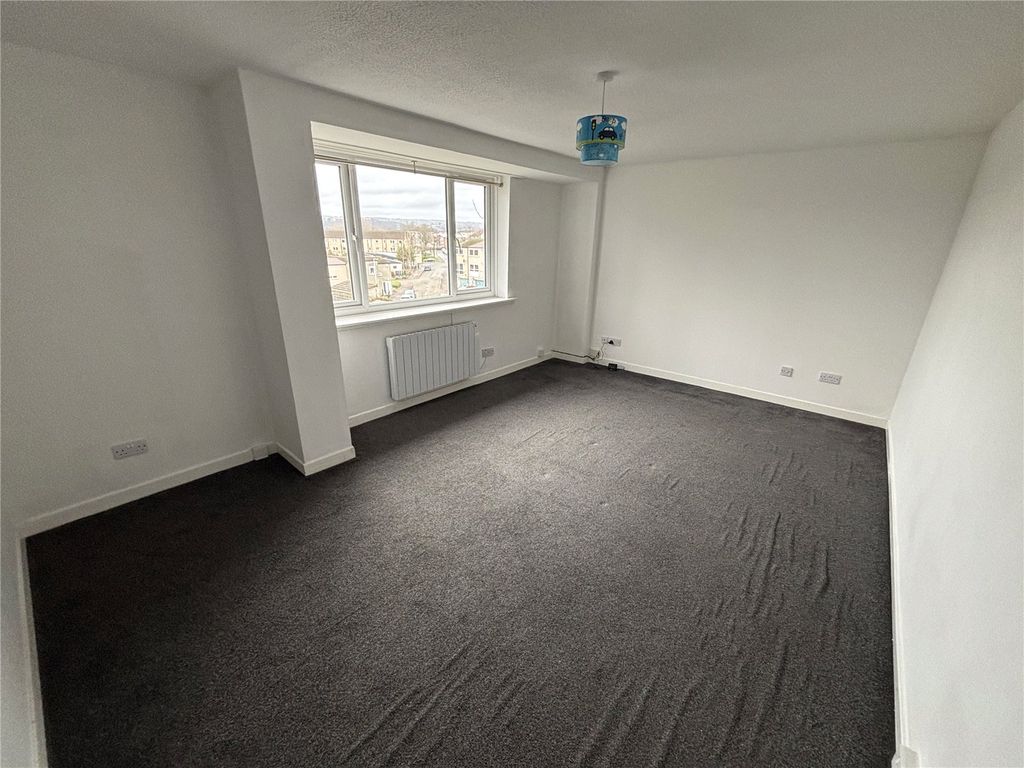 Property photo 2 of 9 Picture No. 08