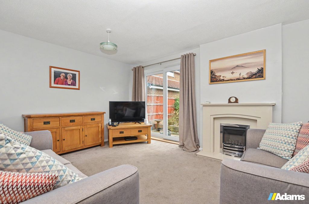 Property photo 2 of 18