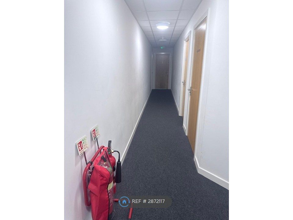 Property photo 3 of 35