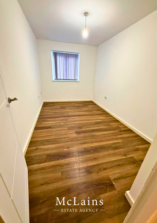 Property photo 2 of 7 Bedroom