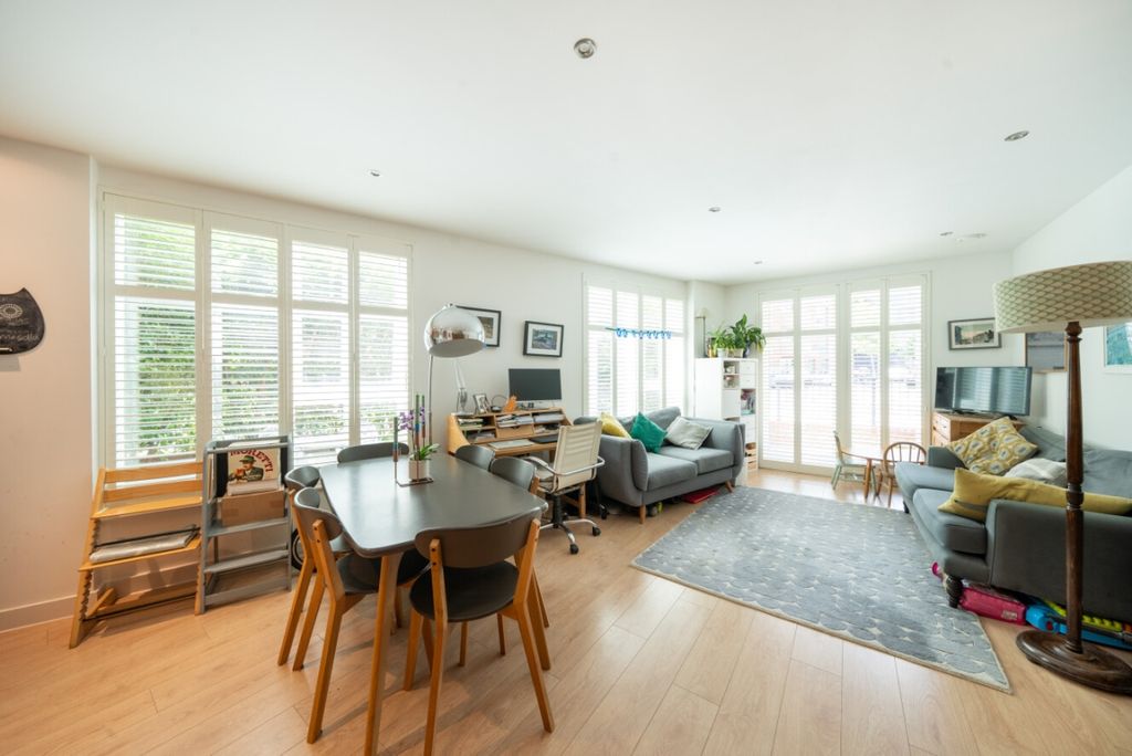 Property photo 3 of 7 1146500 (2)