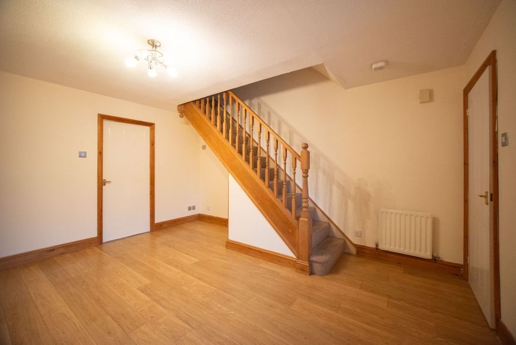 Property photo 2 of 14 Living Room