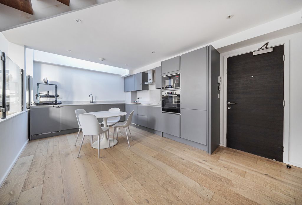 Property photo 2 of 21 1376412-3-691c788...