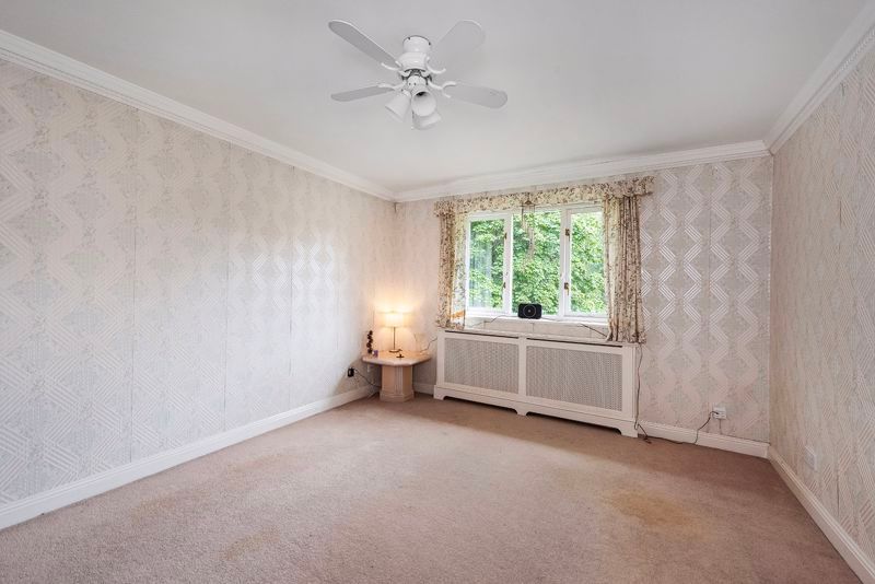 Property photo 3 of 10 Living Room
