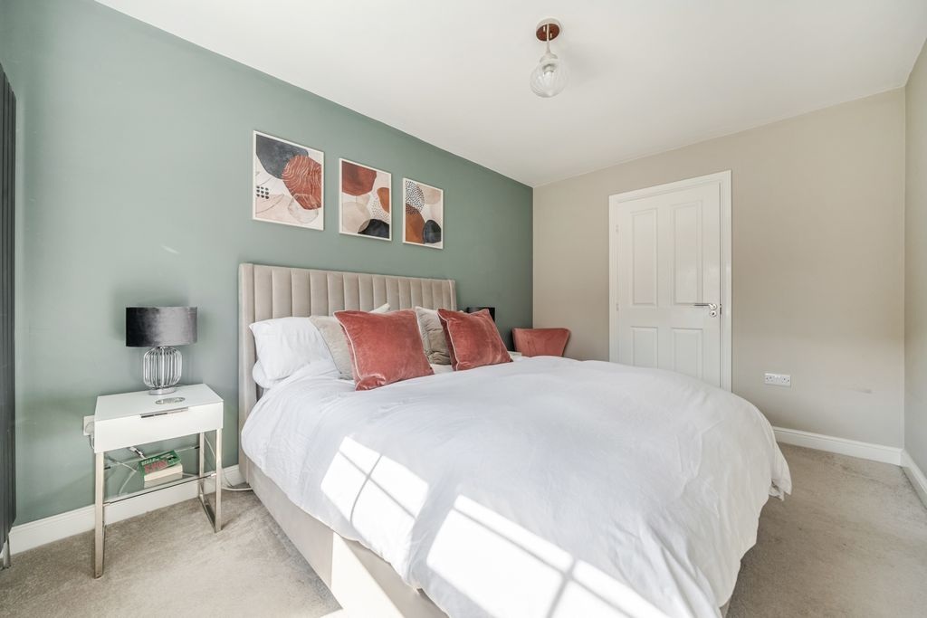 Additional image 15 of 4 bed town house for saleSt. Martins Field, Otley LS21