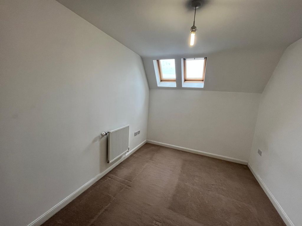 Property photo 2 of 7 Gallery