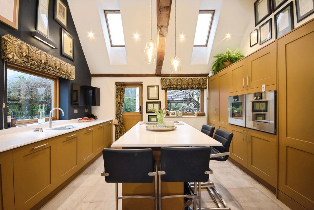 Property photo 3 of 30