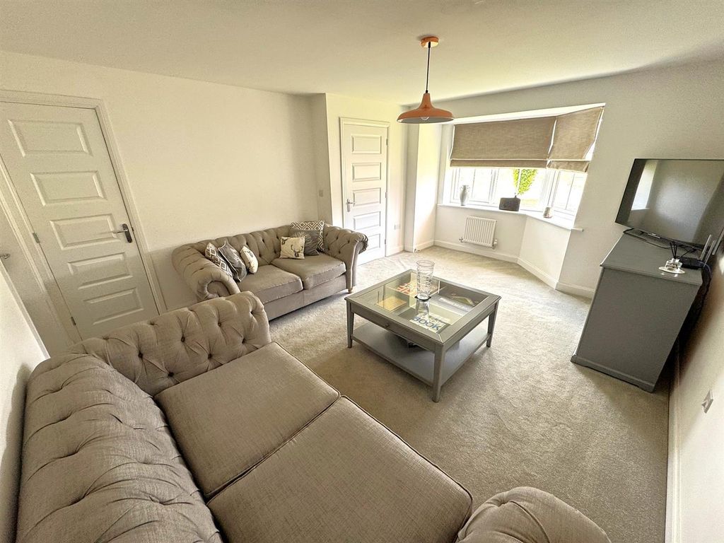 Property photo 2 of 43 Thumbnail_Image0 (1).Jpg