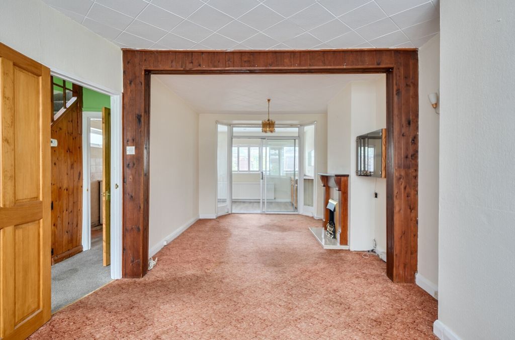 Property photo 3 of 8 1477690-5-6A2Aa30F51Db1