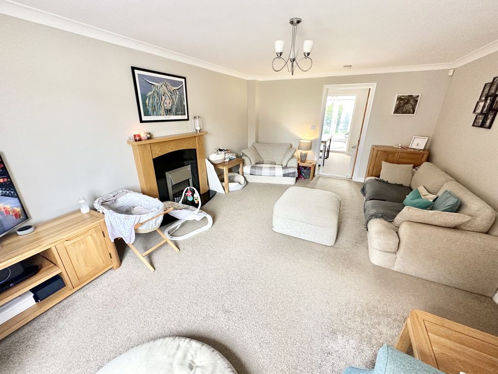 Property photo 3 of 11 Okqr3054