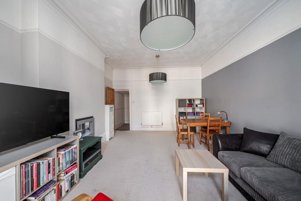 Property photo 3 of 16 1410637-5-699c4723Ac16c.Jpg