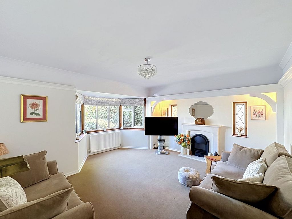 Property photo 2 of 23