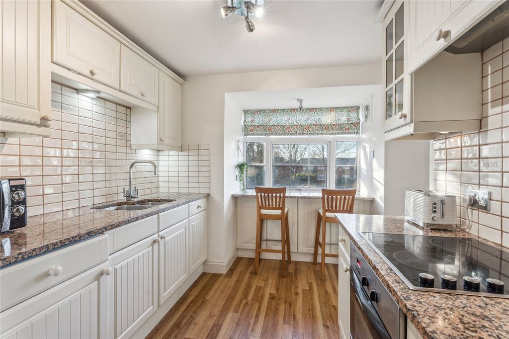 Property photo 2 of 14 Kitchen