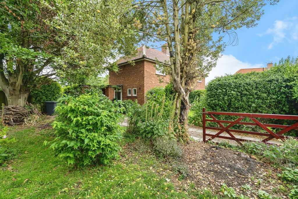 Property photo 1 of 16 Photo