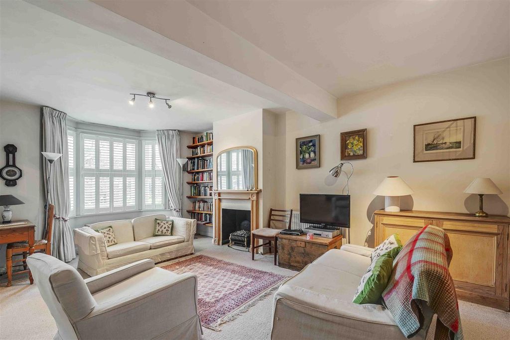 Property photo 1 of 21