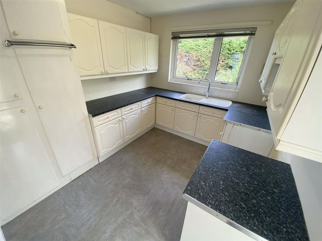 Additional image 4 of 3 bed detached bungalow to rentGalley Lane, Newport PO30