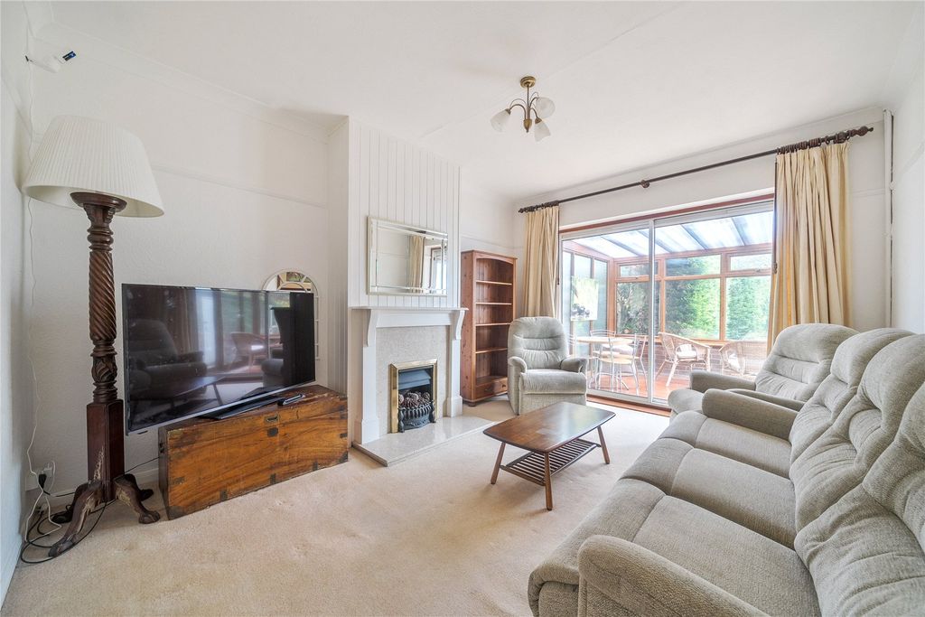 Property photo 3 of 19 Picture No. 12