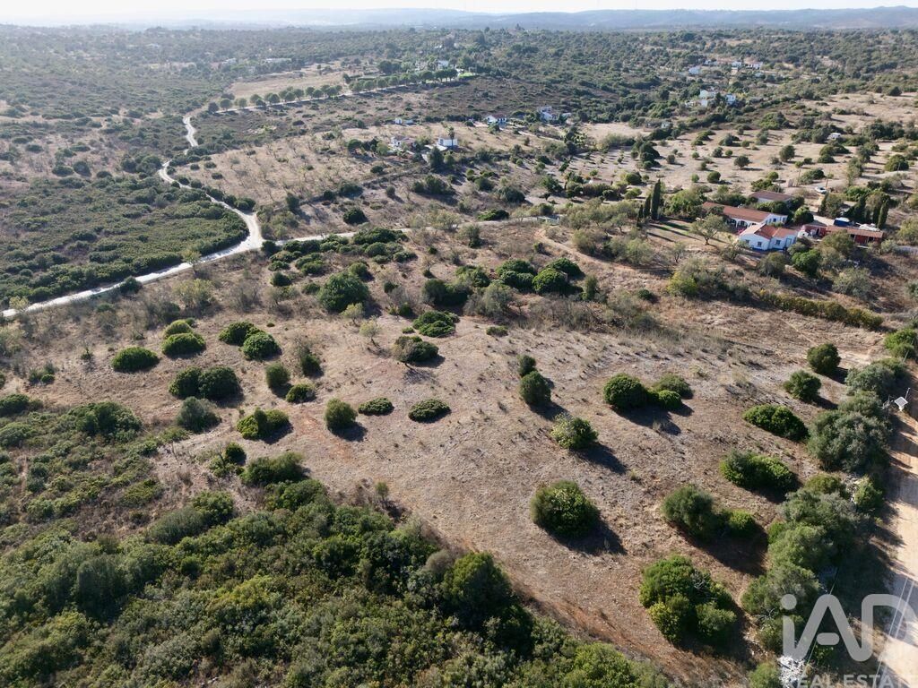 Property photo 2 of 34