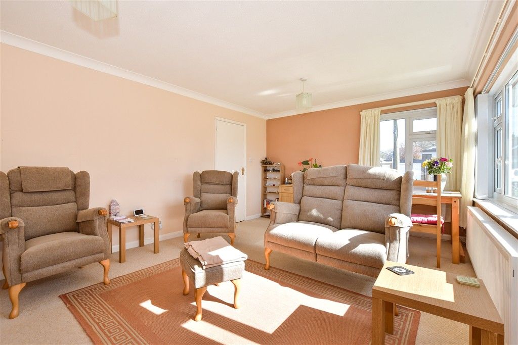 Property photo 2 of 9 Lounge/ Dining Room