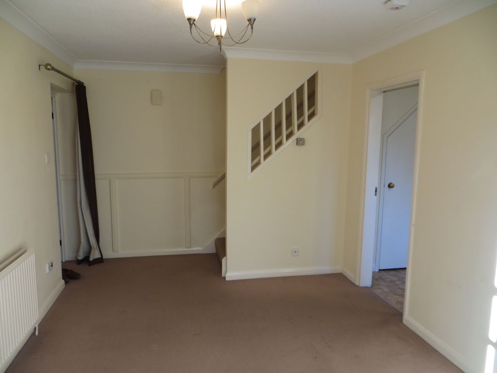 Property photo 2 of 9 Living Room