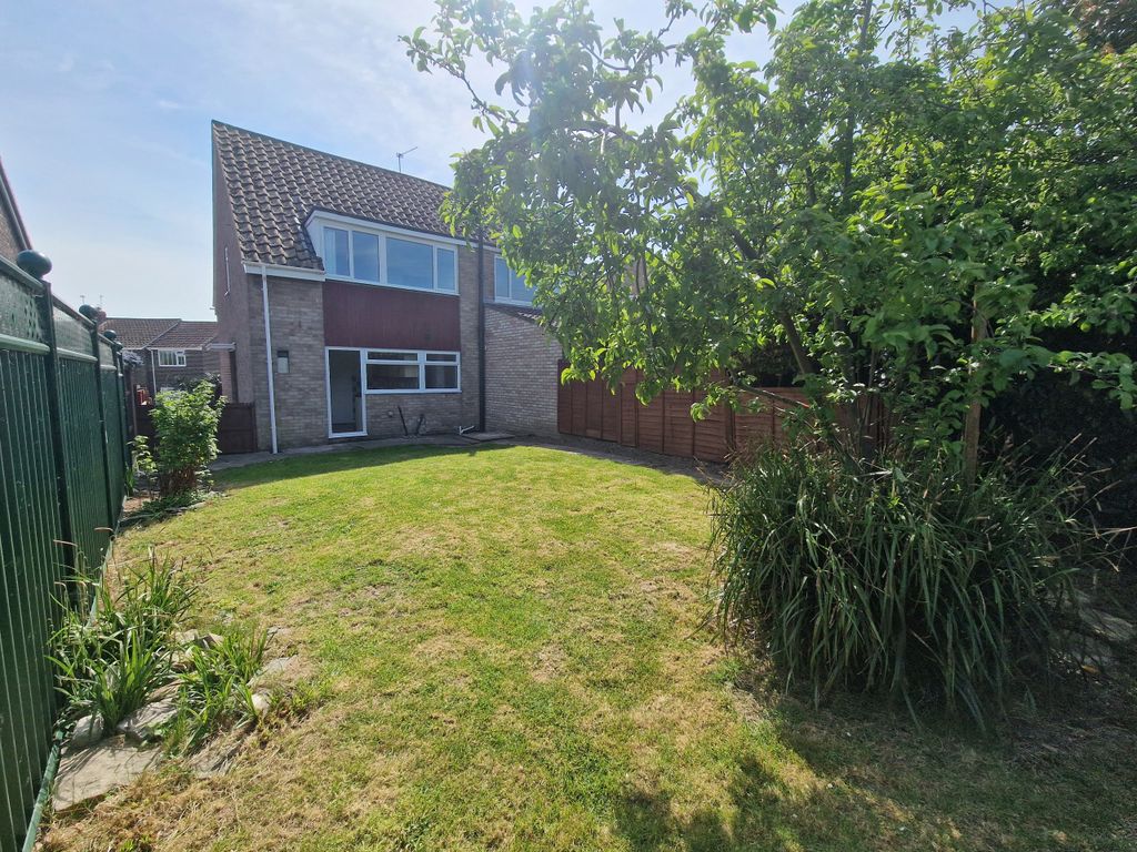 Property photo 2 of 14 Rear Aspect