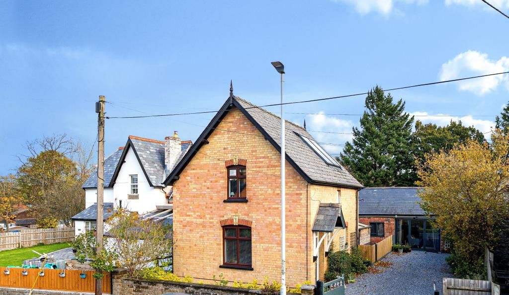 Property photo 1 of 20 Front Aspect