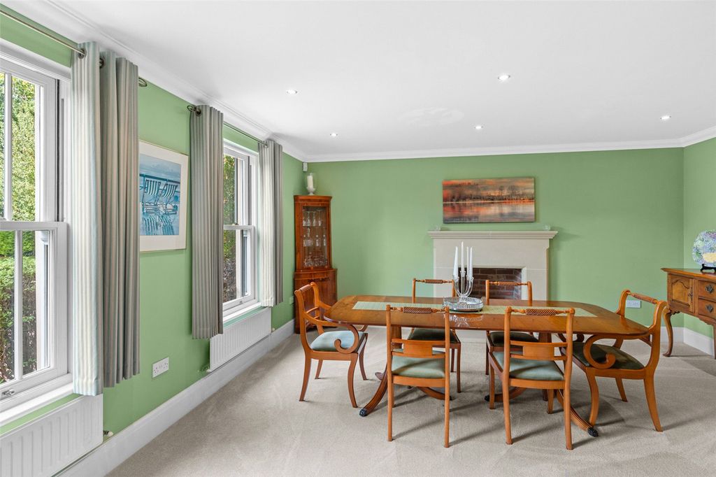 Property photo 3 of 25 Dining Room