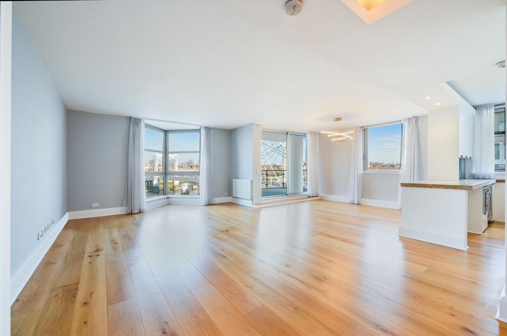 Property photo 1 of 12 Image