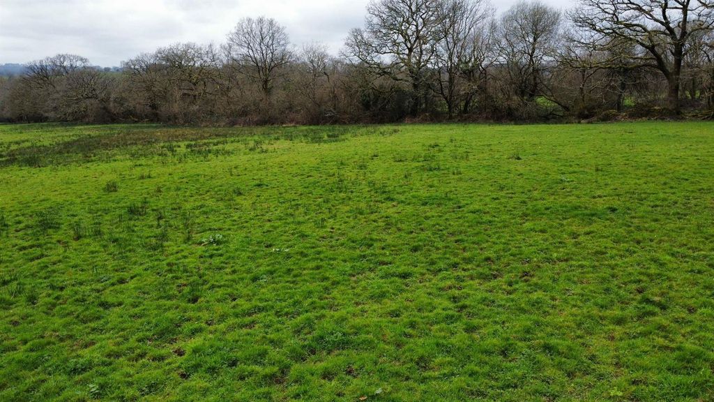 Property photo 3 of 5