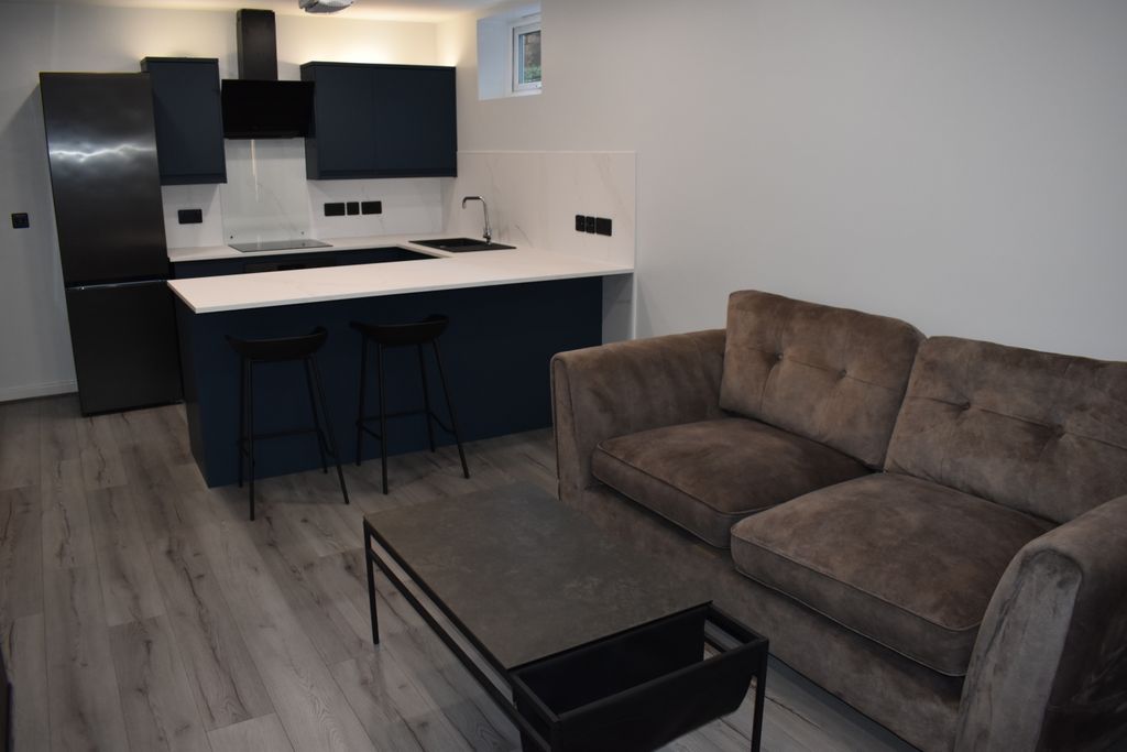 Property photo 2 of 17 Dsc_0325