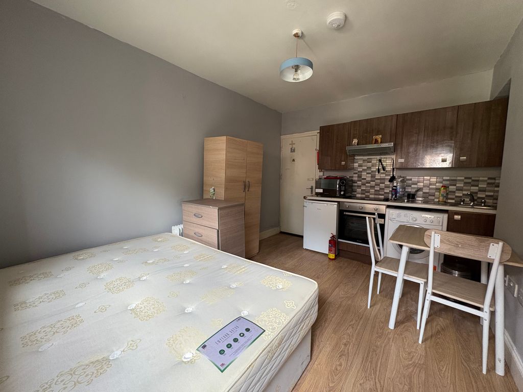 Property photo 3 of 6 Img_7680