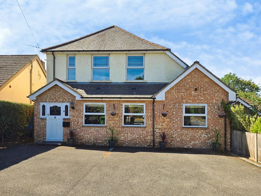 Property photo 2 of 19 Pbox-Img.Jpg