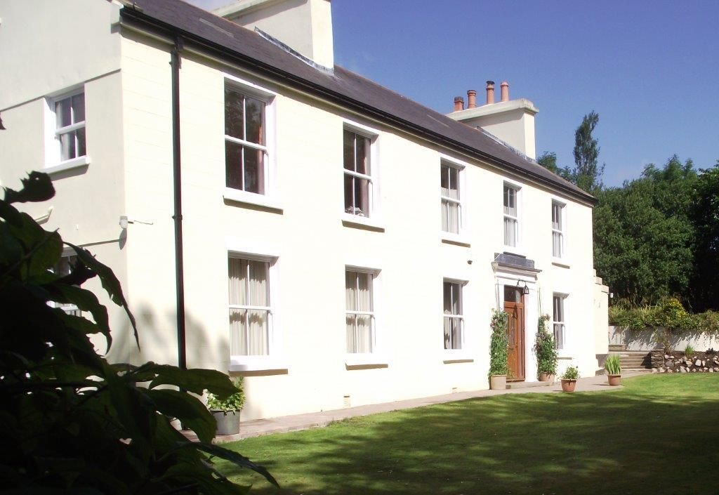 Property photo 2 of 38 Ashbourne House And Motorhome 021.Jpg