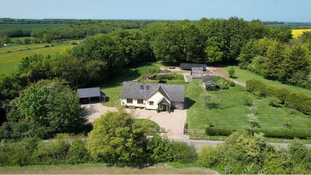 Property photo 1 of 22