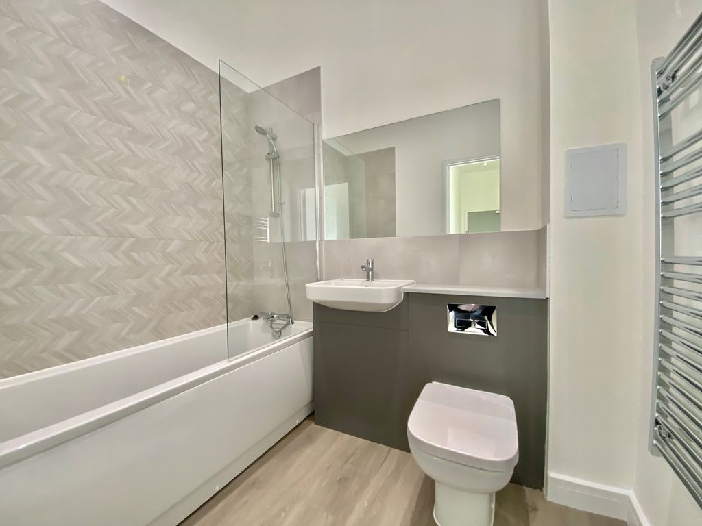 Property photo 3 of 4