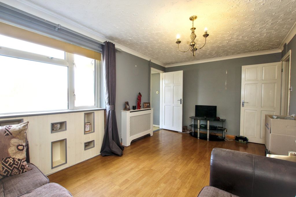 Property photo 3 of 12 Image 2