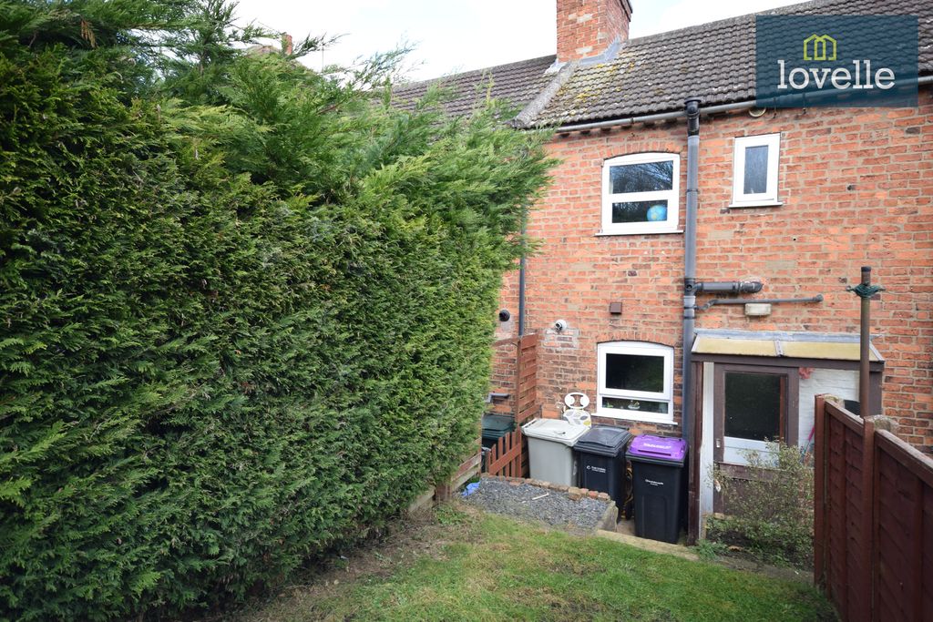 Property photo 2 of 15