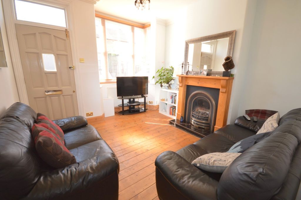Property photo 2 of 18 Gallery