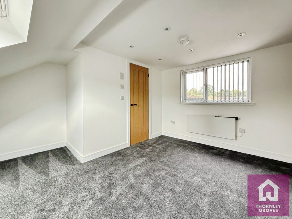 Property photo 3 of 11 Picture No. 02